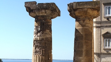 Archaic Columns, Tarentum