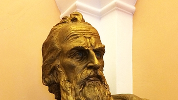 Sculpture of Movses Khorenatsi