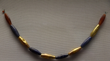 Puabi's Belt of Gold, Lapis Lazuli, and Carnelian Beads