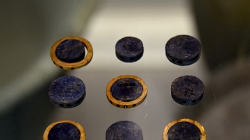 Lapis Lazuli Discs with Gold Rings from Ur