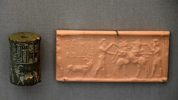 Cylinder Seal Showing a Contest Scene