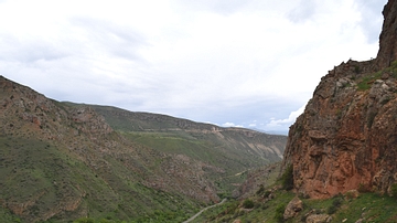 Gorge around Noravank Monastery