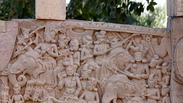 Mauryan and Pre-Mauryan soldiers from the Sanchi Stupa