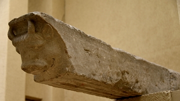 Chest with Bulls' Head from Sarachanebasi