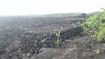 Kukii Heiau Cairn, Front View