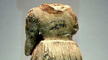 Statue of a Sumerian Male from Khafajah [Rear View]