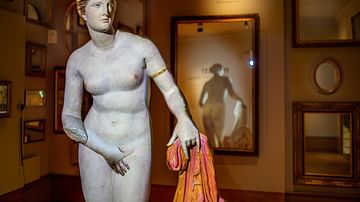 Aphrodite of Knidos with Colours