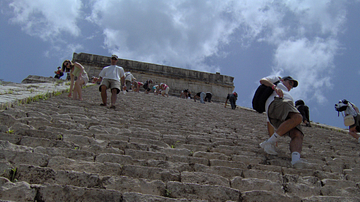 Steps of El Castillo Chichen Itza