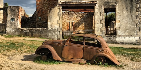 Oradour-sur-Glane Massacre image