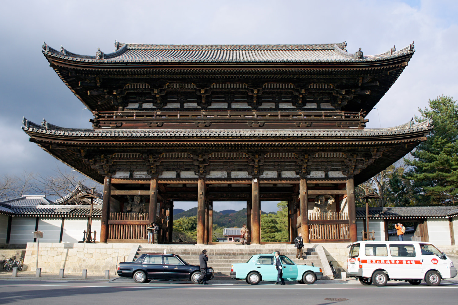 Sanmon Gate, Ninna-ji - World History Encyclopedia