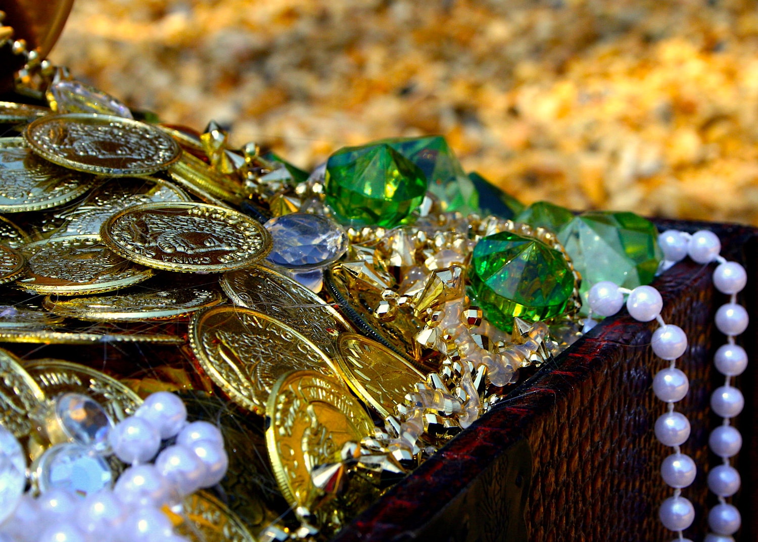 Treasure & Booty in the Golden Age of Piracy - World History 