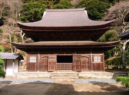 Shari-den, Engakuji, Kamakura (by Edomura no Tokuzo, CC BY-SA)