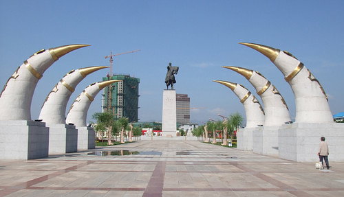 Monument of Genghis Khan, Hohhot