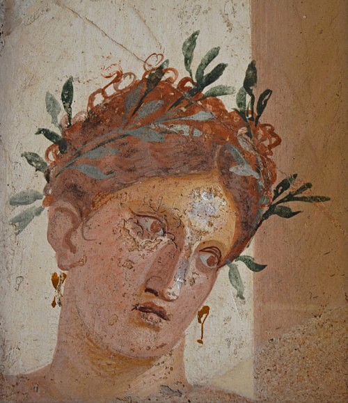 Woman with Garland of Olive Leaves, Herculaneum (by Carole Raddato, CC BY-SA)