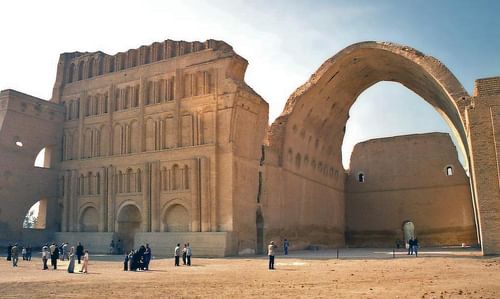 Standing Arch at Ctesiphon (by Nick Maroulis, CC BY-NC-ND)