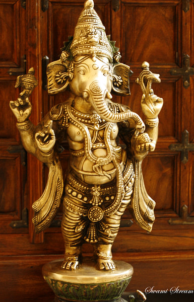 Ganesha Statue (by Swaminathan, CC BY)