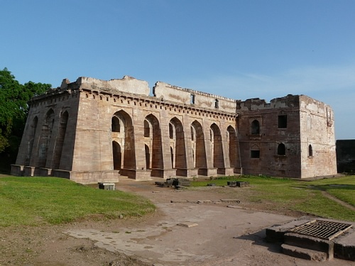 Hindola Mahal, Mandu