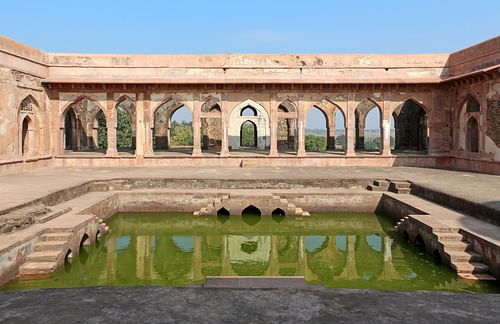 Baz Bahadur's Palace, Mandu