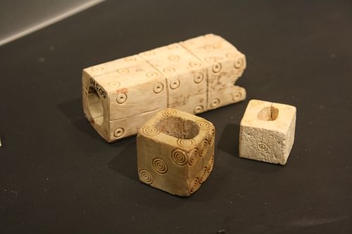 Roman Dice