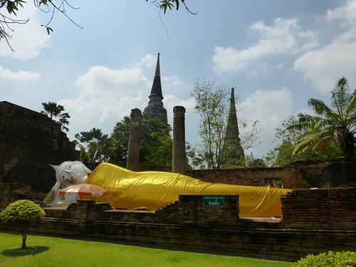 Reclining Buddha, Wat Lokayasutharam