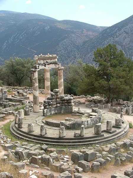 Karun kimdir ve hayatı. Delphili Tholos
