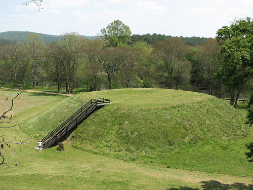 Mound B, Etowah (by Kåre Thor Olsen, CC BY-SA)