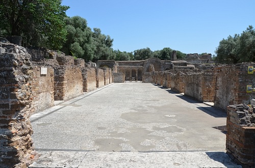 Hospitalia, Hadrian's Villa
