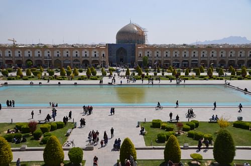 Naqsh-e Jahan Square, Isfahan