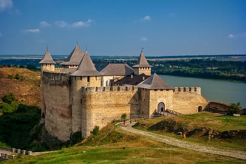 Khotyn Fortress (by Zysko Serhii, CC BY-SA)