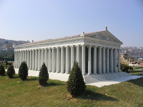 Model of the Temple of Artemis (by Faigl.ladislav, GNU FDL)