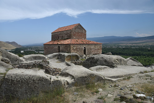 Gürcistan’daki 7 Antik Mekan 19 Mitolojiler.com Uplistsulis Eklesia in Uplistsikhe Cave Town
