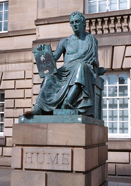 David Hume ve Eserleri 8 Mitolojiler.com Statue of David Hume