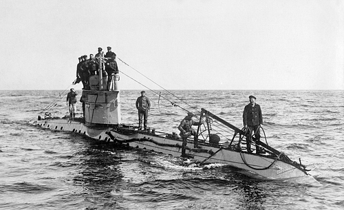 WWI U-Boat & Crew (by Imperial War Musuems, CC BY-NC-SA) WWI U-Boat & Crew (by Imperial War Musuems, CC BY-NC-SA)