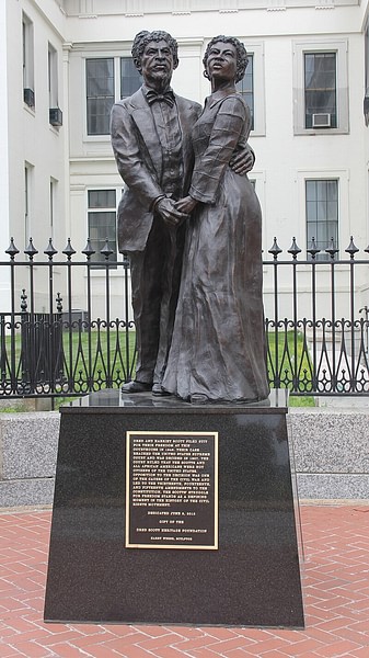 Dred and Harriet Scott Statue