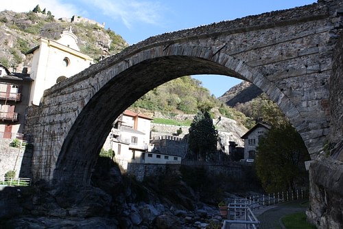 Roman Bridge, Pont-Saint-Martin