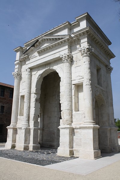 Arch of Gavi, Verona