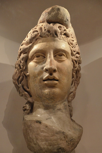 Mithras'ın başı