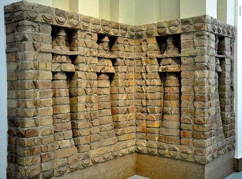 Fachada do Templo de Inanna em Uruk