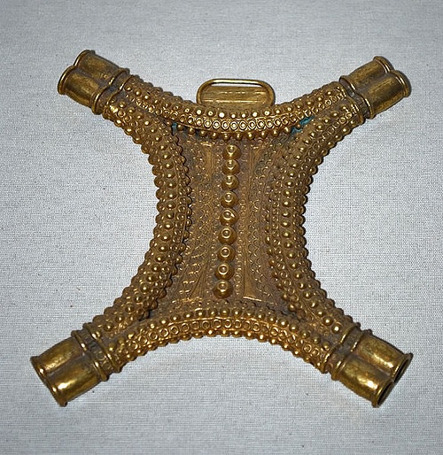 El Carambolo Treasure (Tartessos) (by Anual, Public Domain)