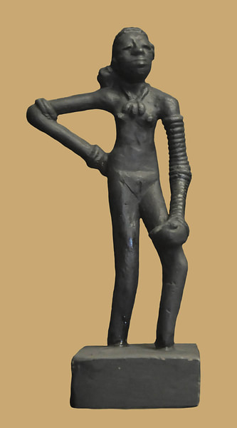 Mohenjo-daro'nun Dans Eden Kızı