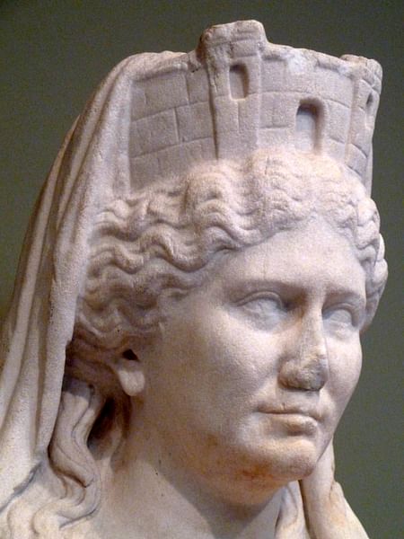 Cybele (by Dave & Margie Hill / Kleerup, CC BY-SA)