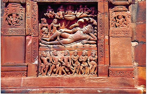 Painel Vishnu Anantasayana, Templo Dashavatara, Deogarh (por Bob King, CC BY)