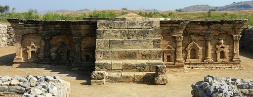 Gandhara Medeniyeti 17 Mitolojiler.com Double-Headed Eagle Stupa
