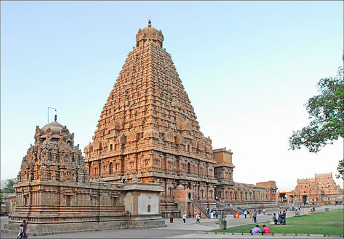 The Brihadishvara Temple, Thanjavur (by Jean-Pierre Dalbera, CC BY)