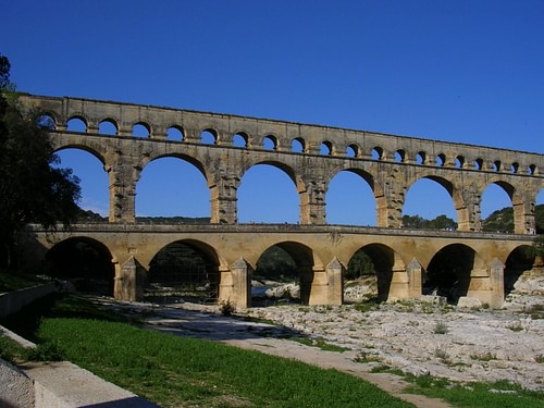 Aqueduto Pont Du Gard (por Mark Cartwright, CC BY-NC-SA)