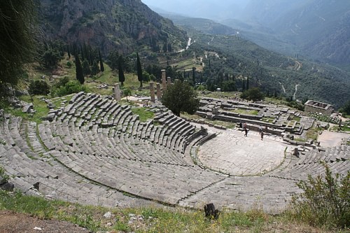 Theatre of Delphi (by Mark Cartwright, CC BY-NC-SA)