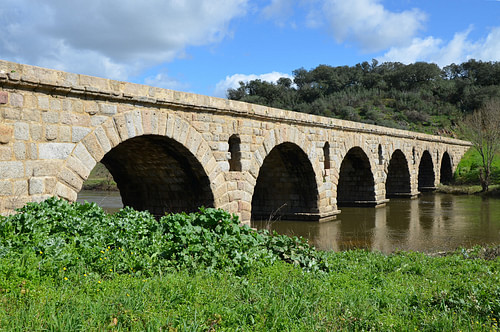 Roman Bridge, Ponte da Vila Formosa, Portugal (by Carole Raddato, CC BY-SA)
