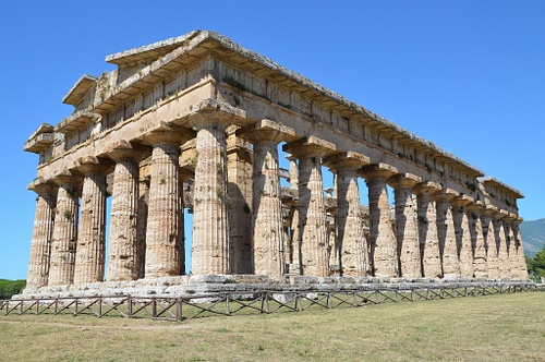 Temple of Hera II, Paestum (by Carole Raddato, CC BY-SA)