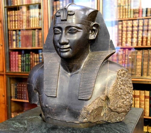 Bust of Ptolemy I (by Osama Shukir Muhammed Amin, Copyright)