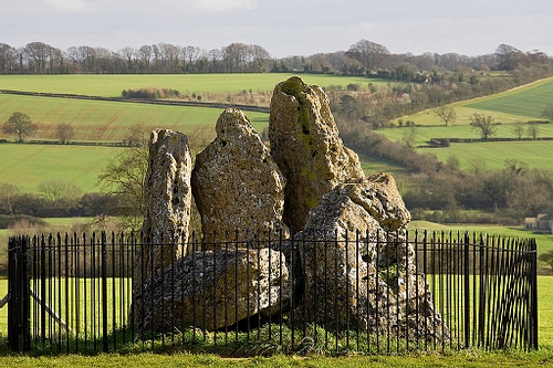 Whispering Knights, Rollright Stones